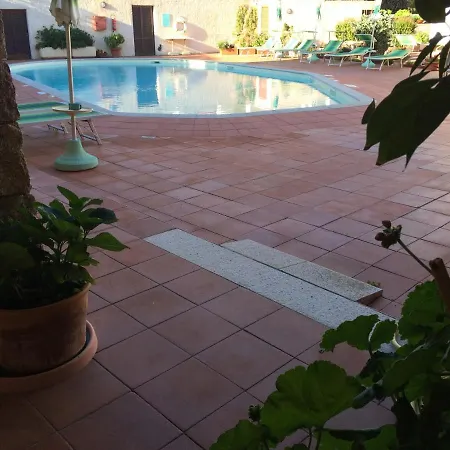 Gemella Hotel Baja Sardinia