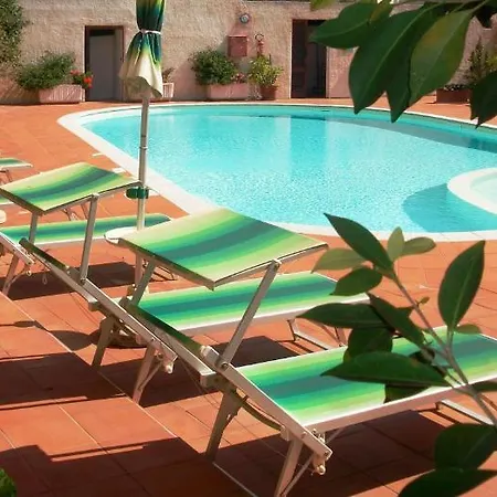 Gemella Hotel Baja Sardinia