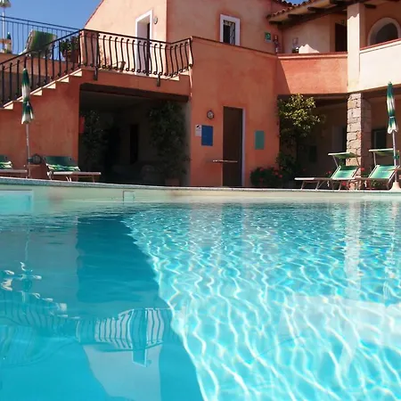 Gemella Hotel Baja Sardinia