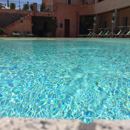 Gemella Hotell Baja Sardinia